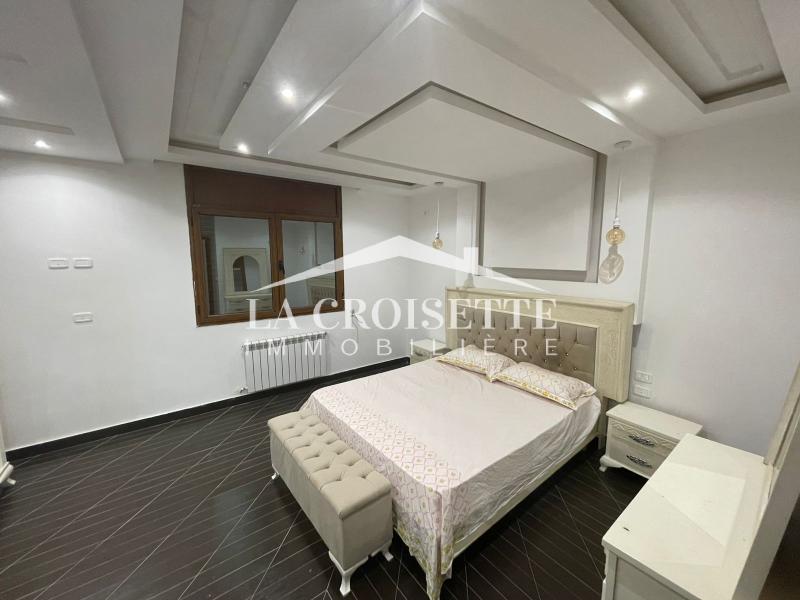 Etage de villa avec terrasse S+3 meublé à La Marsa